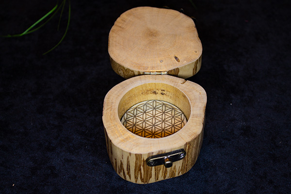 Troisième image pour Boite personnalisée Cathy